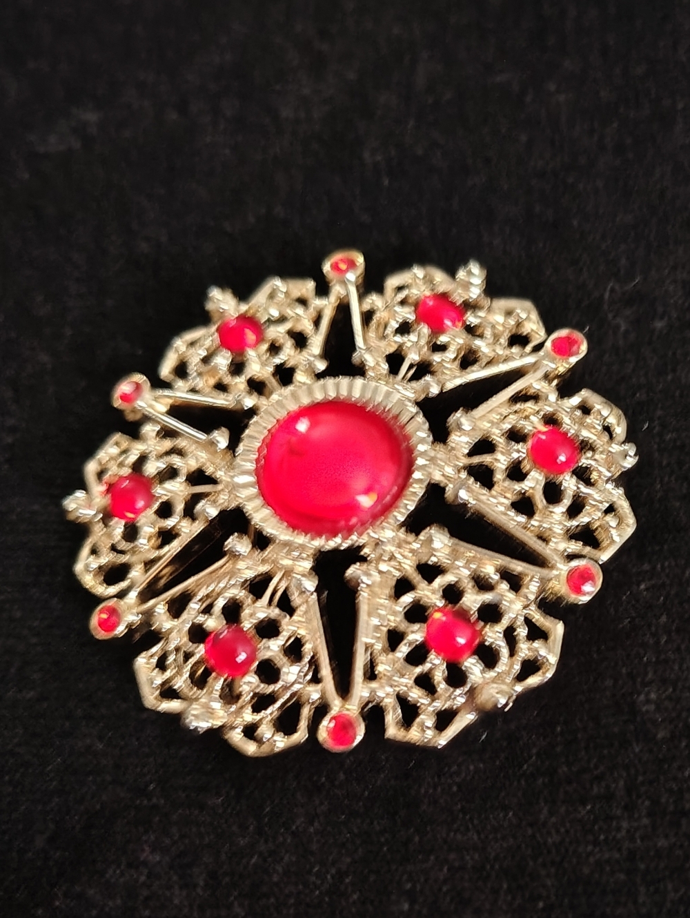 Sarah Coventry "Serenade" Brooch